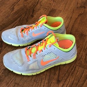 Women’s Nike Free 5.0 size 9